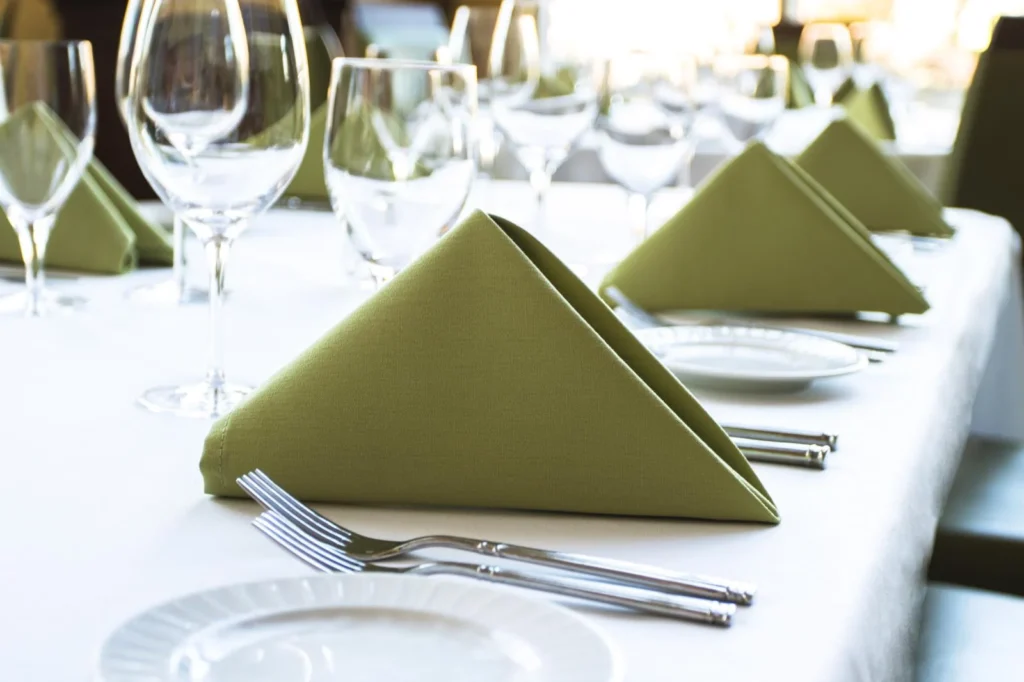 Benefits of Using Recycled Napkins for Eco-Conscious Events Captured on Camera