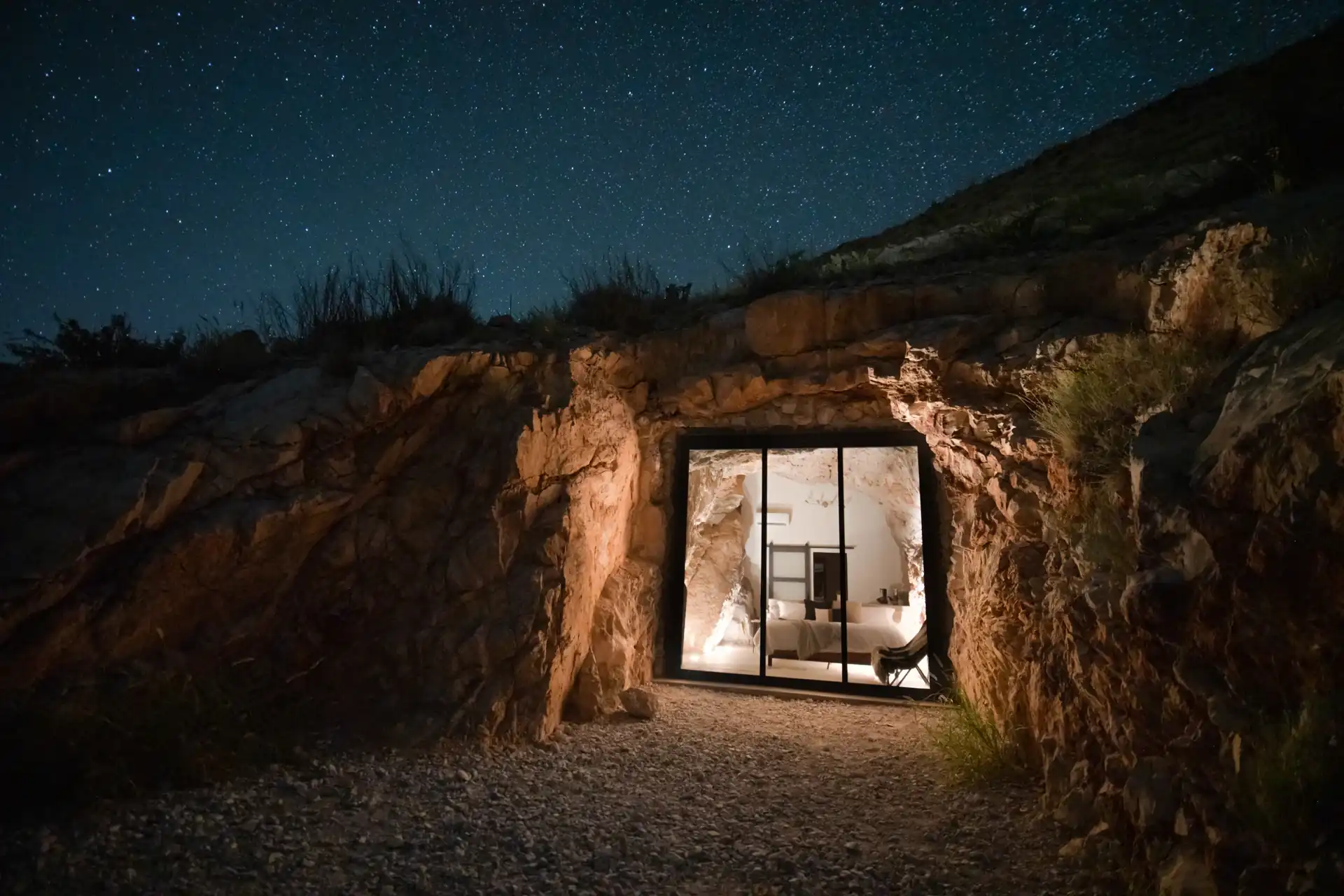 How Stargazing in Big Bend’s Desert Locations Can Improve Your Night Sky Photography Techniques